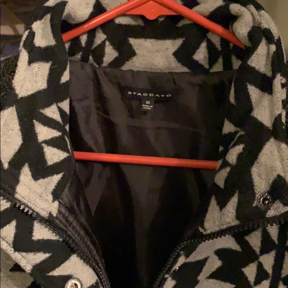 Vest - Picture 2 of 3